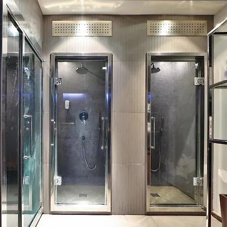 Western Goldenmile Milan 4*